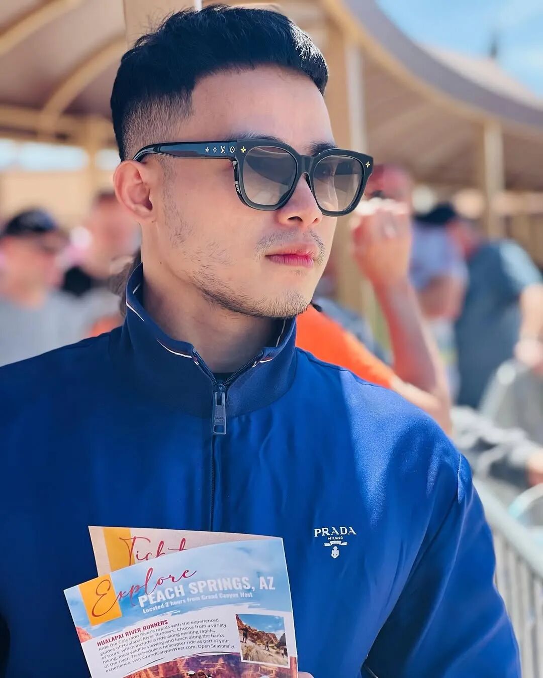 男生春天发型别乱剪，这3款造型时髦帅气，值得尝试！