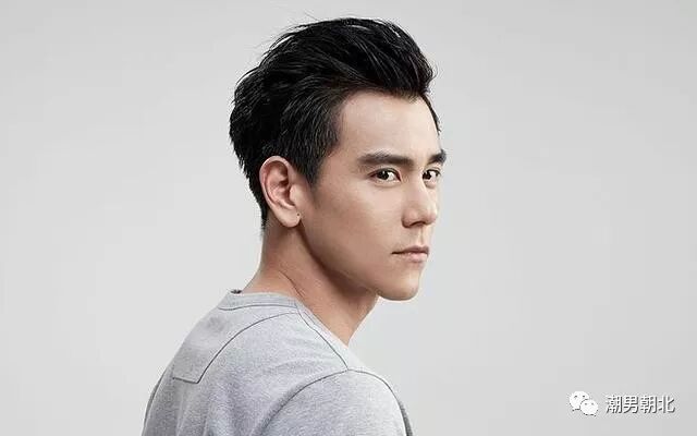 男生“M字”发际线怎么选发型？5种方法可以拯救，别再剪错了！