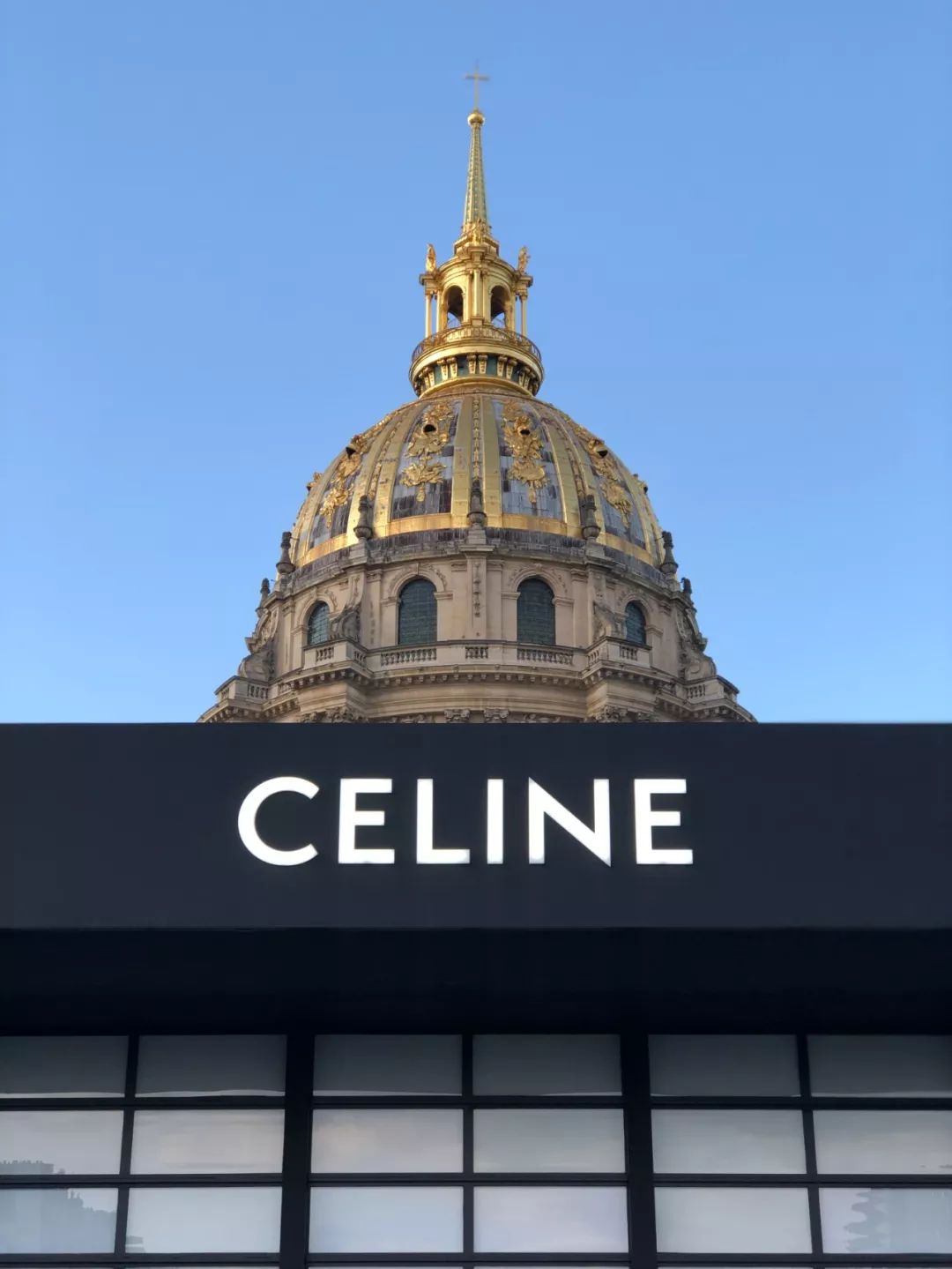 真正時髦的巴黎女人到底都在穿什麼？CELINE給出了答案 家居 第3張