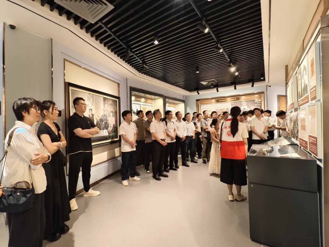 “红心向党启新程 金融服务建新功”——深圳市融资租赁行业协会党总支举行庆祝中国共产党成立105周年主题党日活动