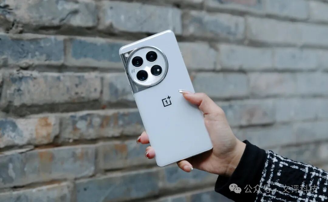 8月换手机建议一步到位，这4款配置“十全九美”，用五年不过时