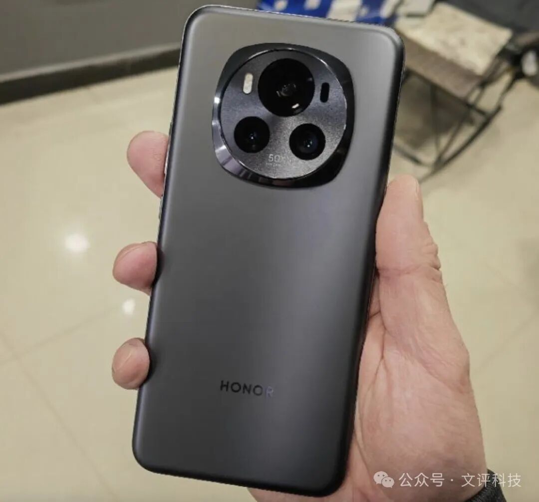 8月换手机建议一步到位，这4款配置“十全九美”，用五年不过时