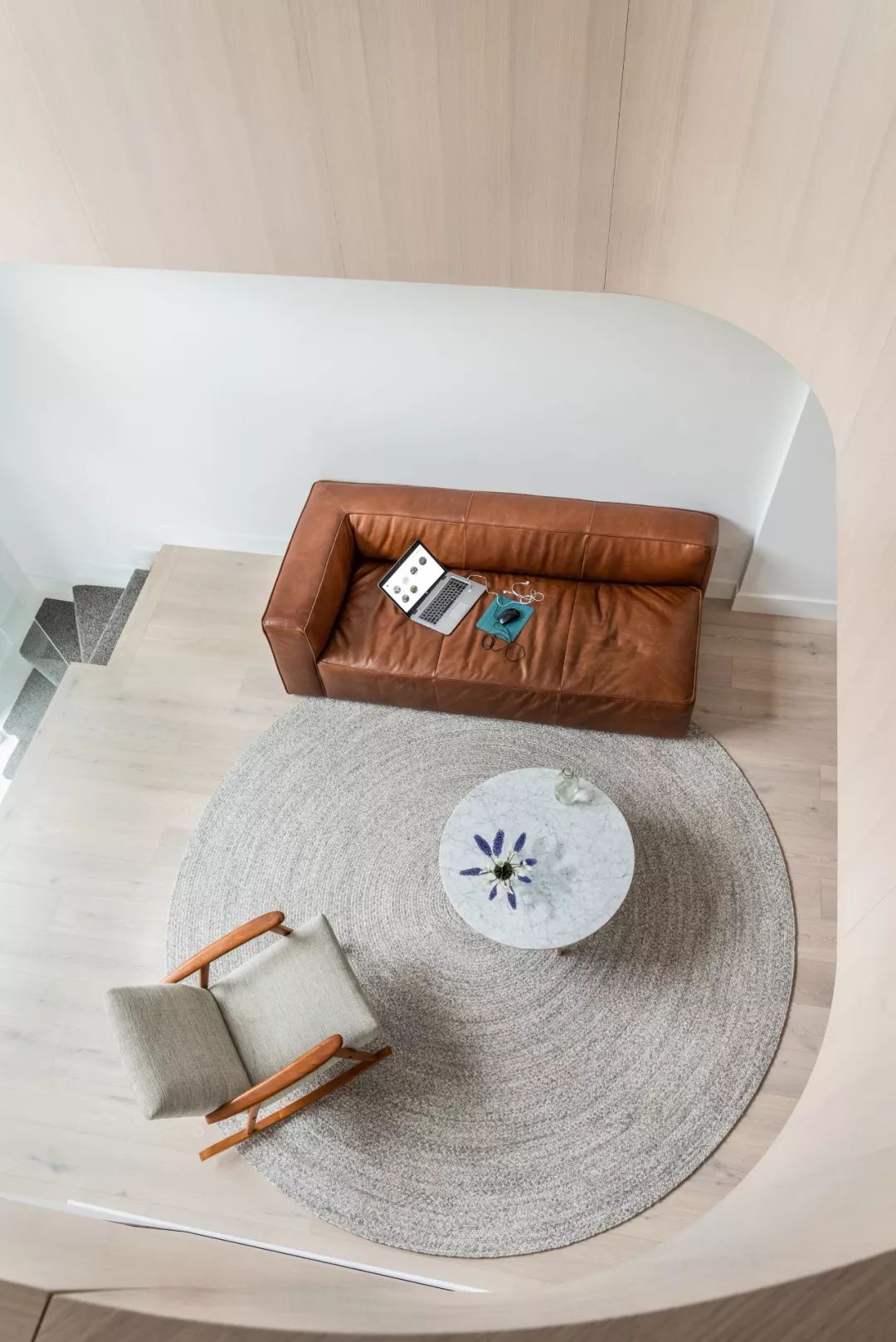 LOFT 裝什麼調調？簡約風、工業風、高級灰樣樣行 家居 第7張