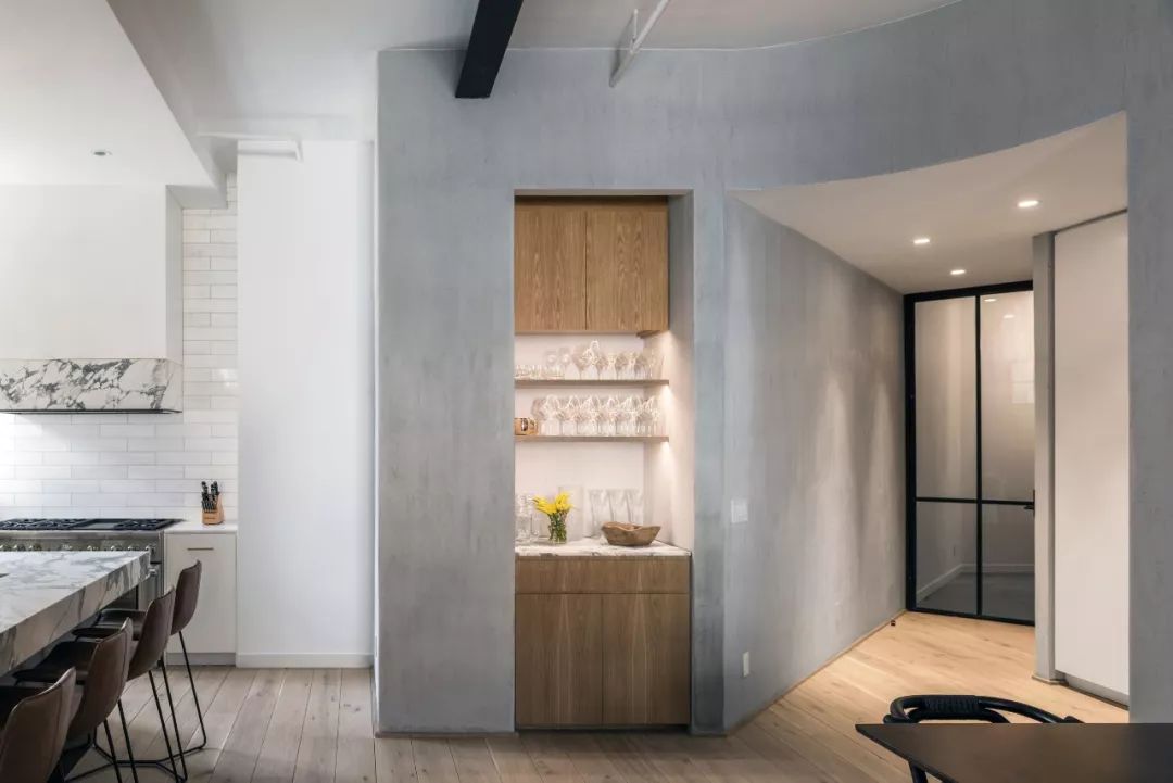 LOFT 裝什麼調調？簡約風、工業風、高級灰樣樣行 家居 第25張