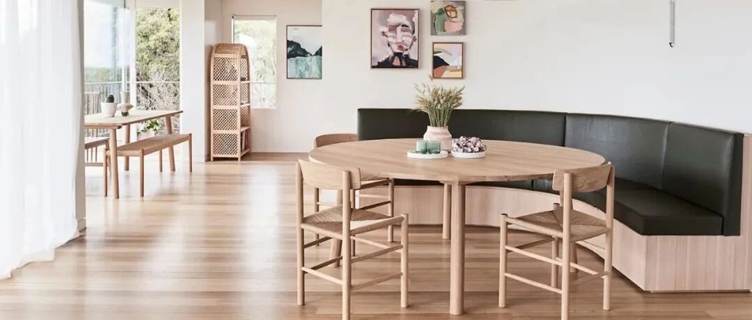 两居室简约住宅，原木家具加上藤编元素太好看了！