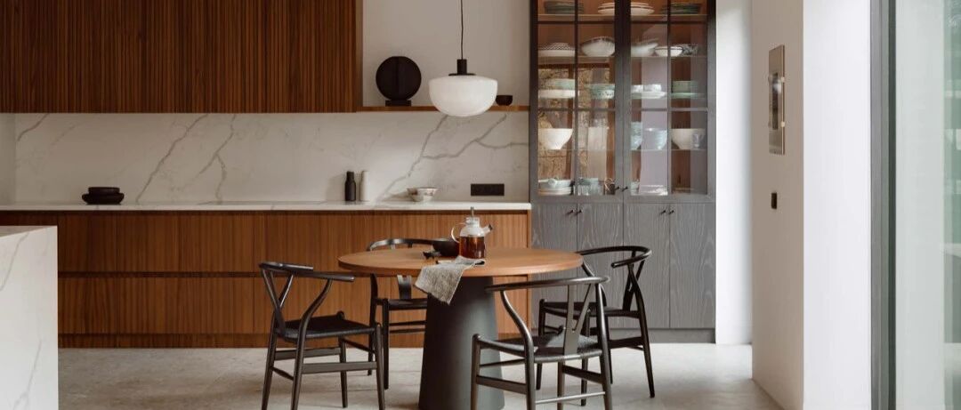 暖色系现代公寓，木饰面这样装个性又精致