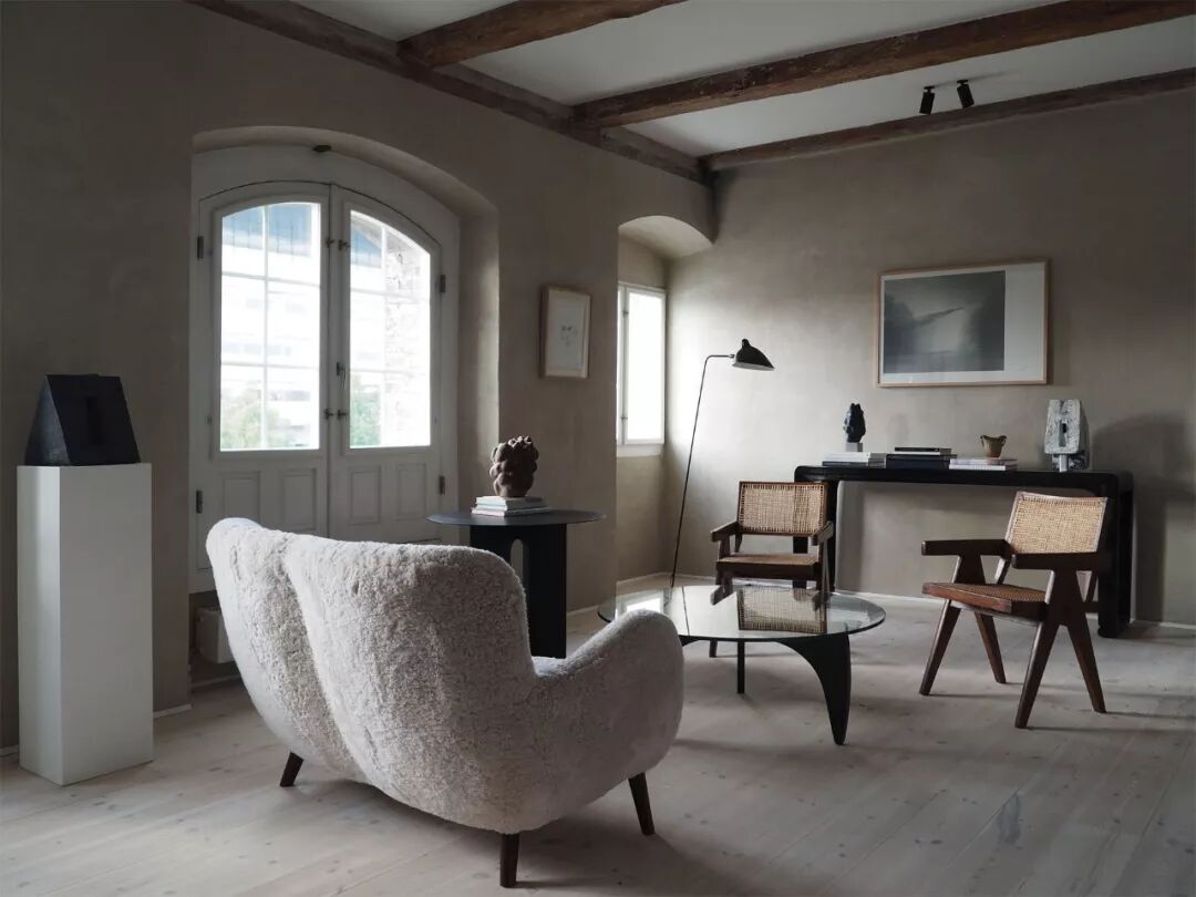 老房改造，留下这些老木梁很带感！