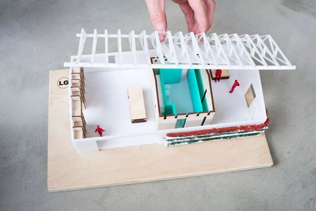 破旧车库改造的家 书柜还能当床用 生活家 生活资讯 生活315 生活指南 生活品位 微信头条新闻公众号文章收集网