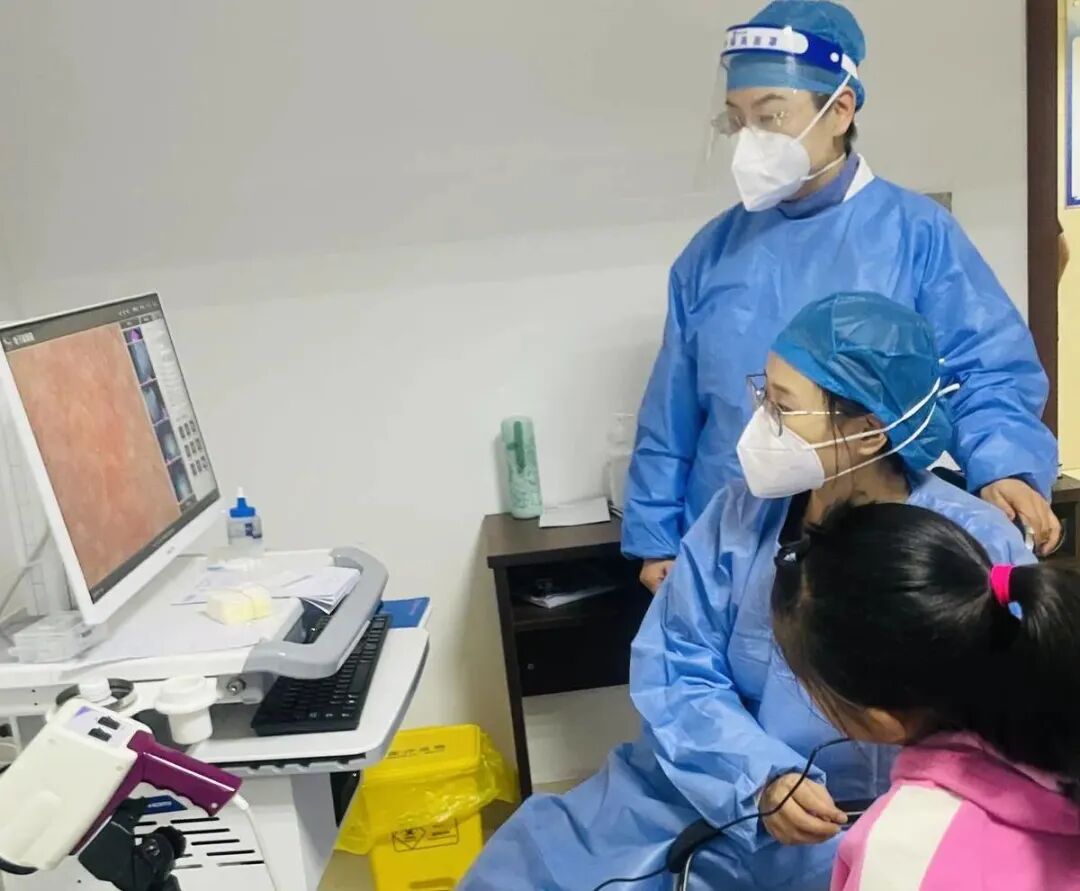 电子皮肤镜有什么用【新技术 新业务】东川区人民医院皮肤科开展电子皮肤镜检查 让皮肤病无所遁形_https://www.jmylbn.com_新闻资讯_第3张