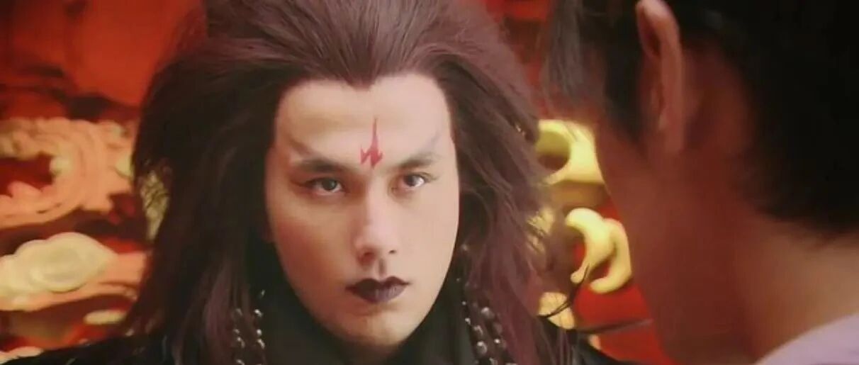 从“魔尊”到短剧男主,黄志玮这次杀疯了!