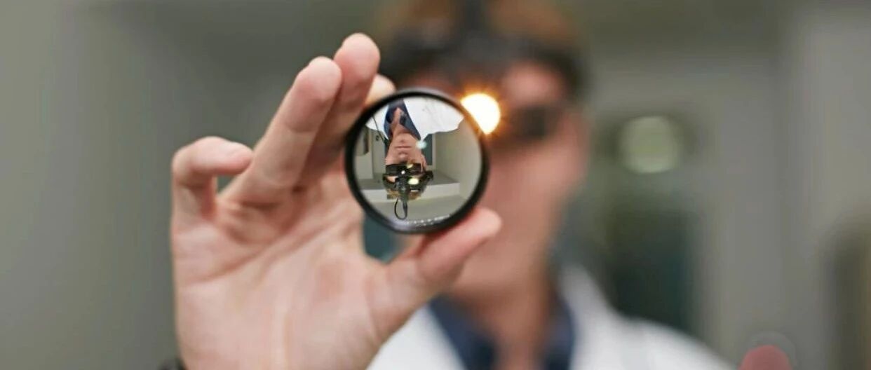 医院需要保安，更需要医务社工