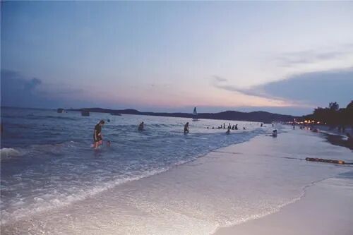 中暑与暑湿感冒如何选用中成药？