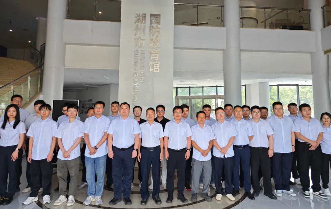 发布会封面1.JPG