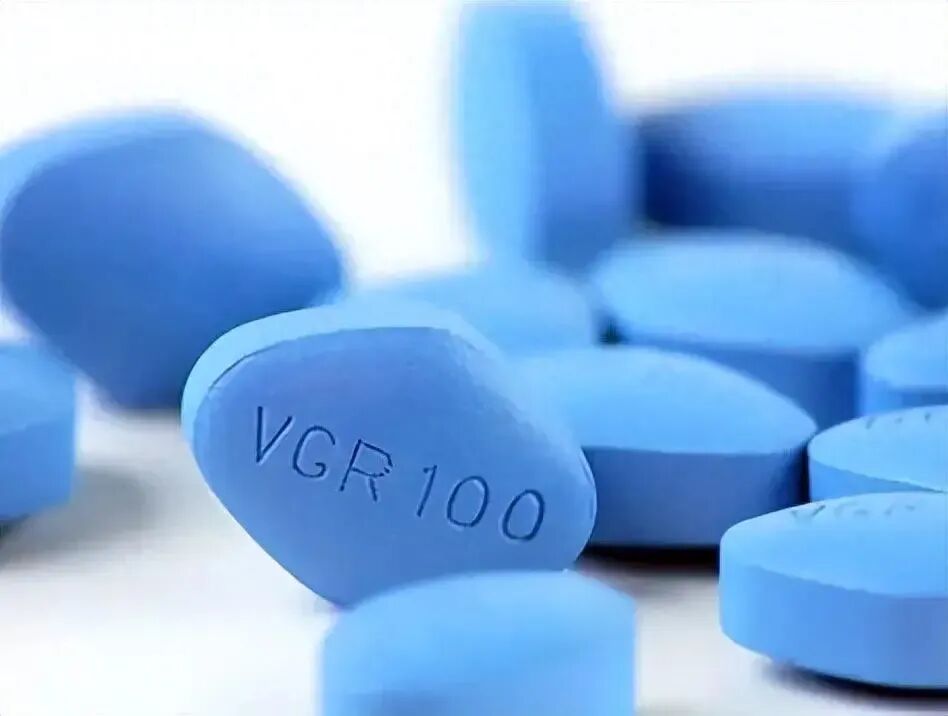 6旬老伯为爱吃伟哥，一天两粒入院救治，老年人如何用药更安全？