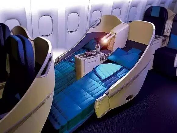 商务舱跟公务舱区别_公务舱和商务舱有什么区别_商务舱区别公务舱有几种