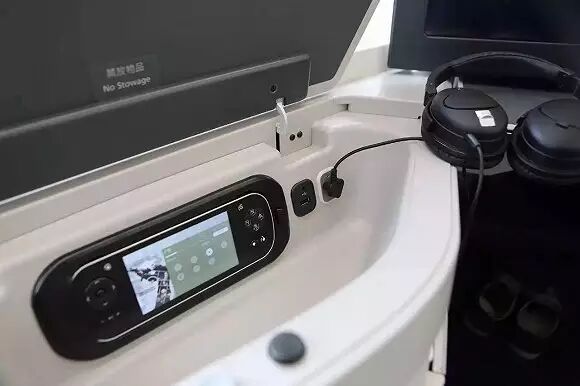 公务舱和商务舱有什么区别_商务舱跟公务舱区别_商务舱区别公务舱有几种