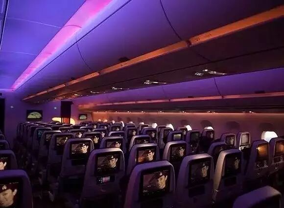 公务舱和商务舱有什么区别_商务舱跟公务舱区别_商务舱区别公务舱有几种