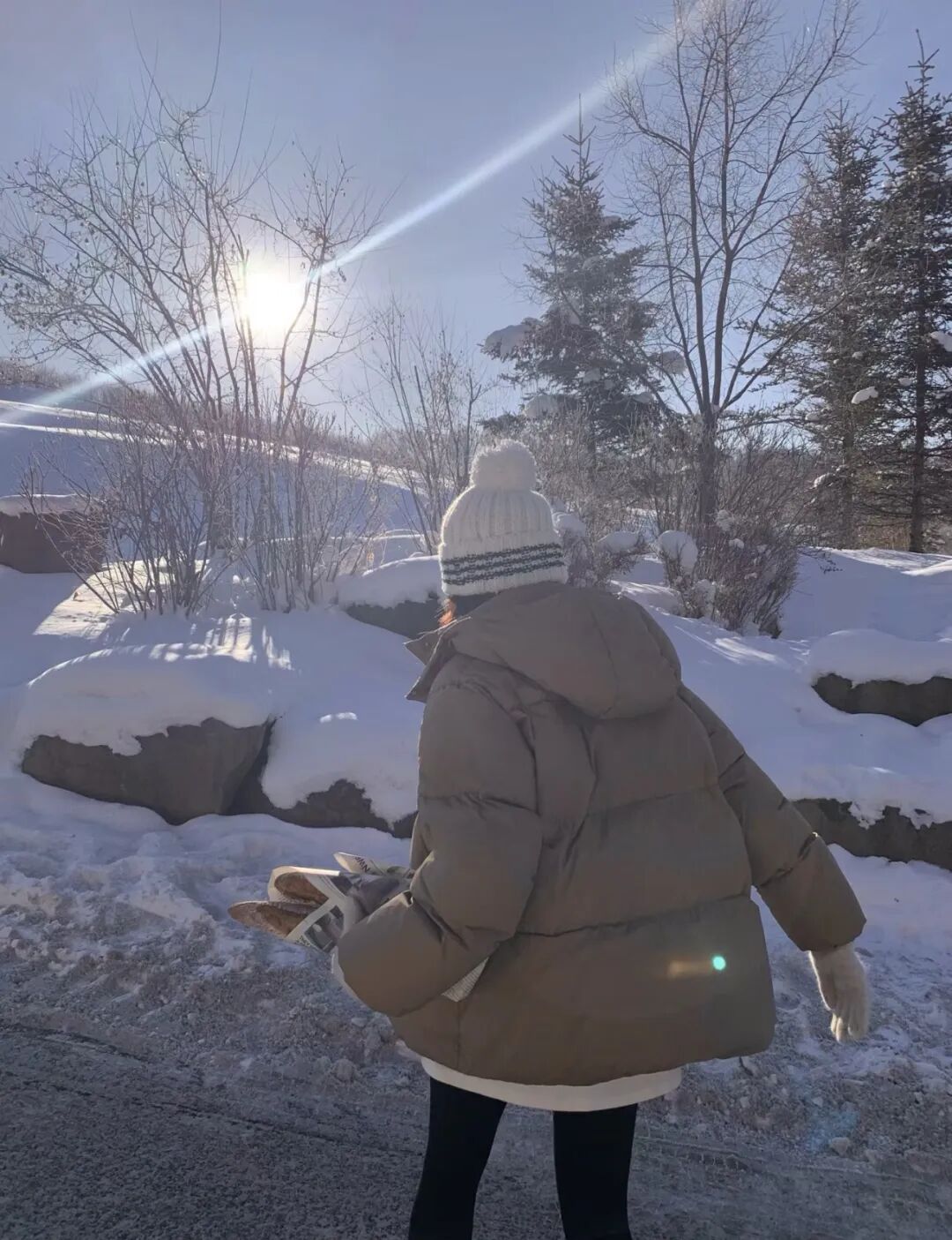 短款羽绒服的穿搭灵感