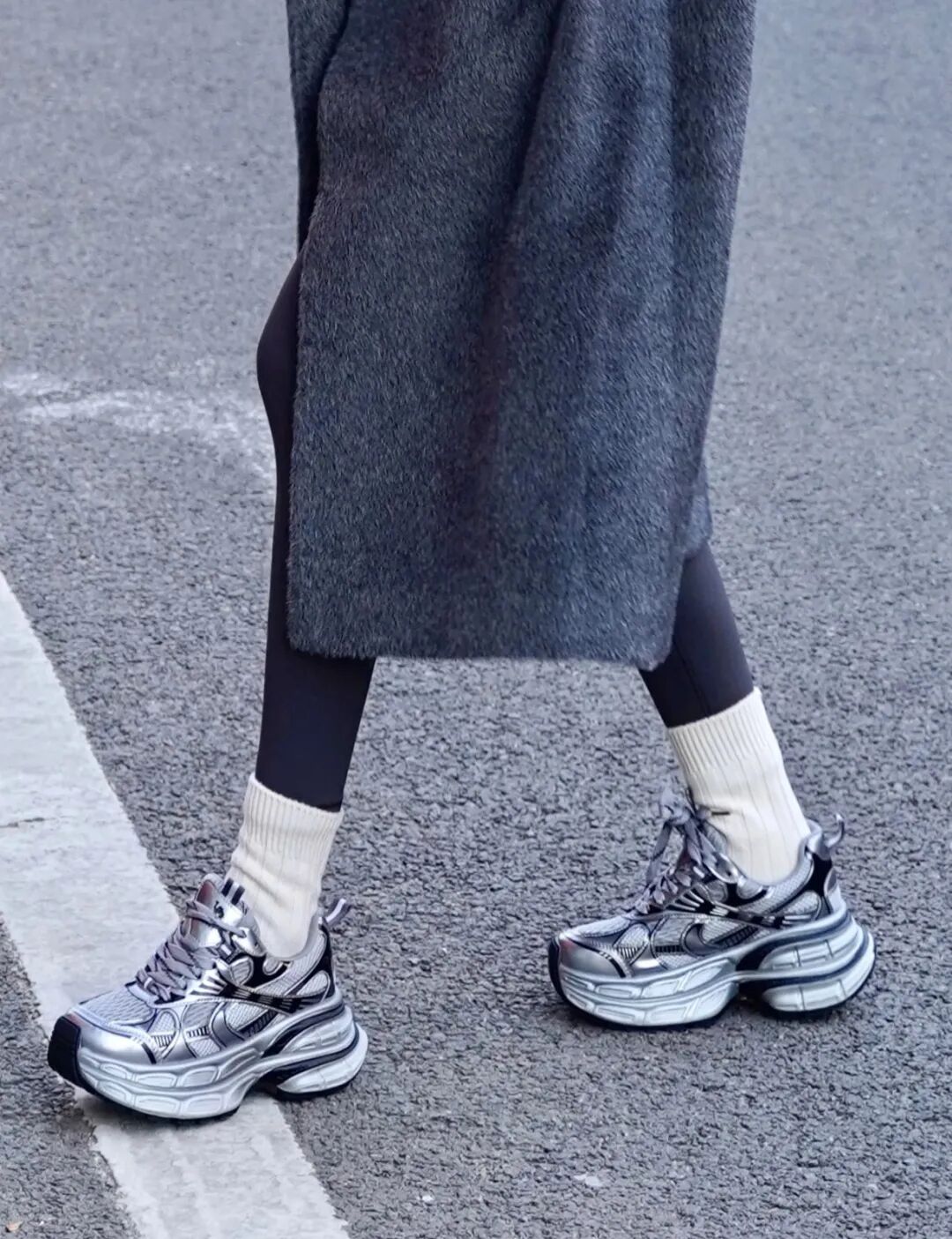 灰色大衣穿搭灵感