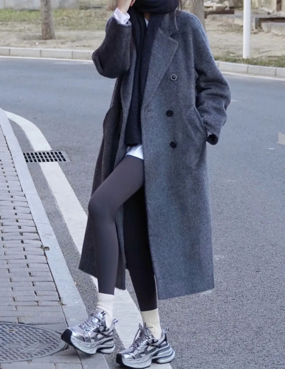 灰色大衣穿搭灵感