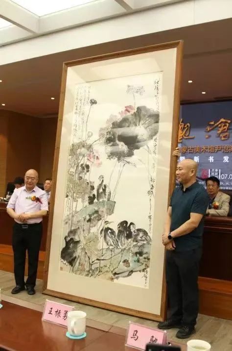 内蒙古美术馆丨美若繁花 沐光而行 第24张