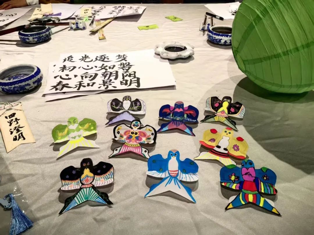「民族政策宣传月」特别推荐丨繁花竞放——以画笔绘就民族团结的时代画卷 第23张