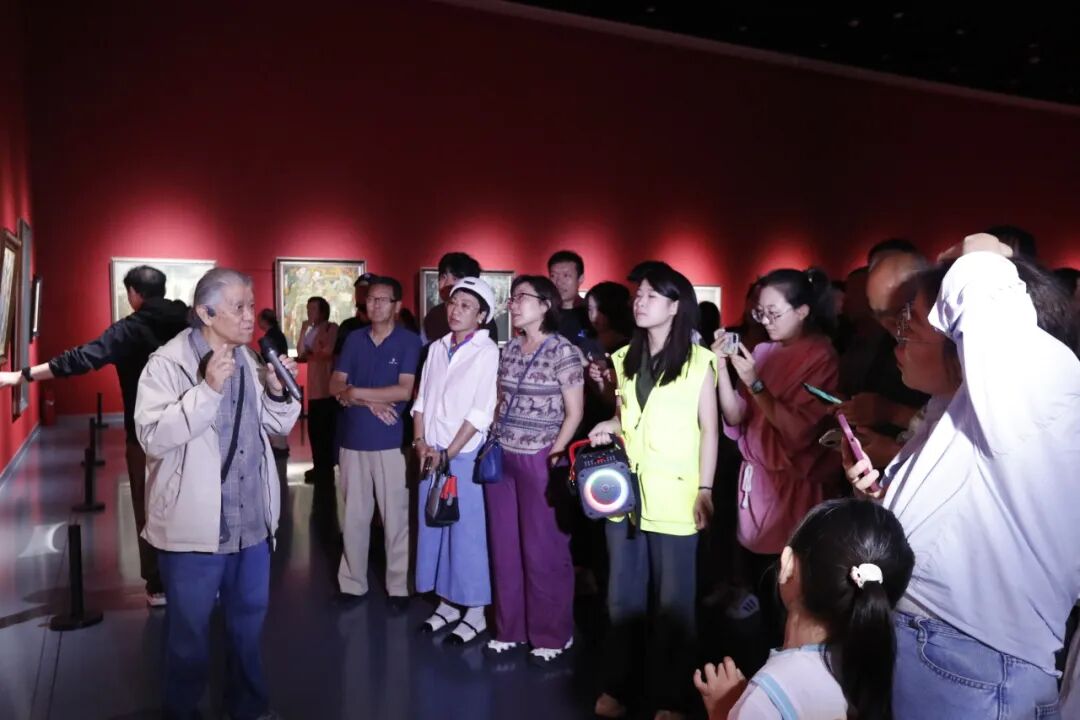 展览现场 | 吾心归处——内蒙古美术馆馆藏妥木斯师生油画作品展火热进行中 第3张