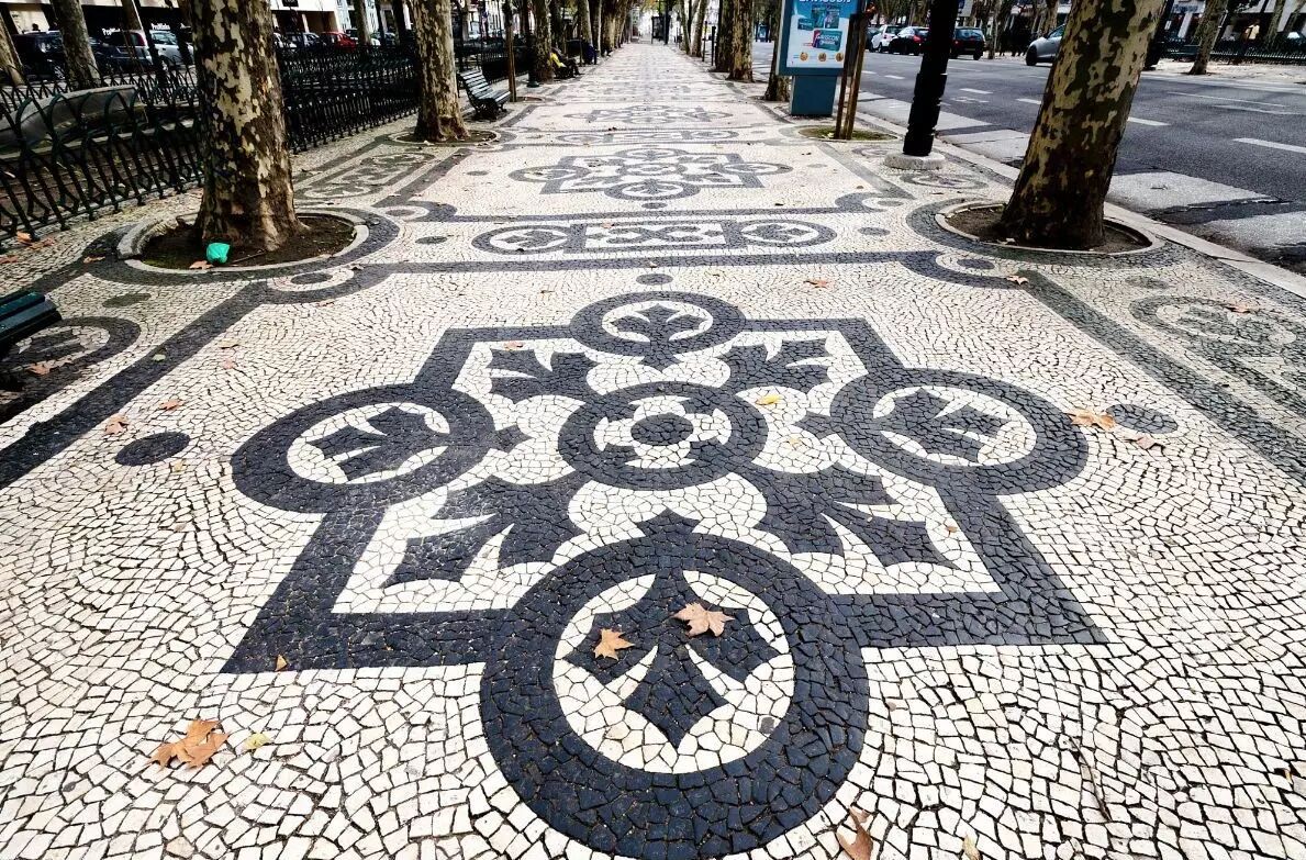 喷泉,纪念碑,尤其是充满葡式风情的碎石路,也绝对不会让你失望