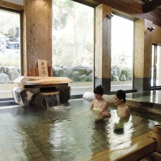 日本鸟取攻略：冬天下雪的沙漠，美得不像人间！                                                                                               日本