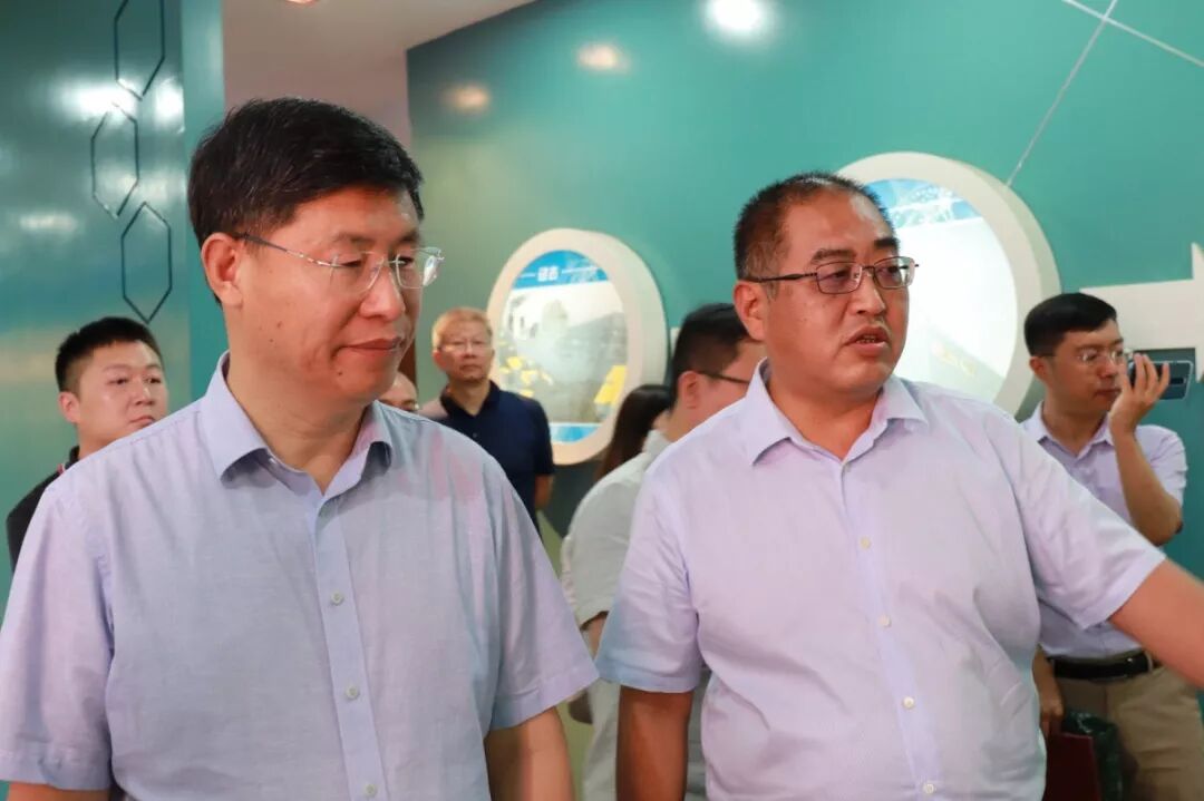 石墨烯产业全国调研第六、第七站丨刘忠范院士率石墨烯产业调研组调研四川、重庆石墨烯产业