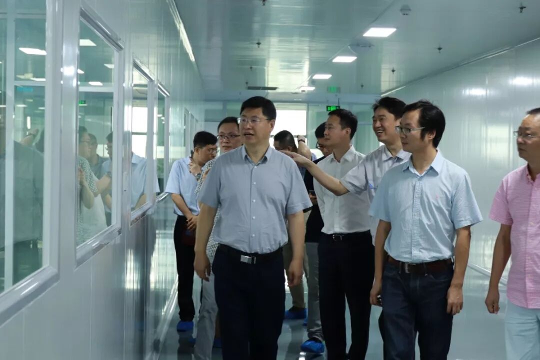 石墨烯产业全国调研第六、第七站丨刘忠范院士率石墨烯产业调研组调研四川、重庆石墨烯产业