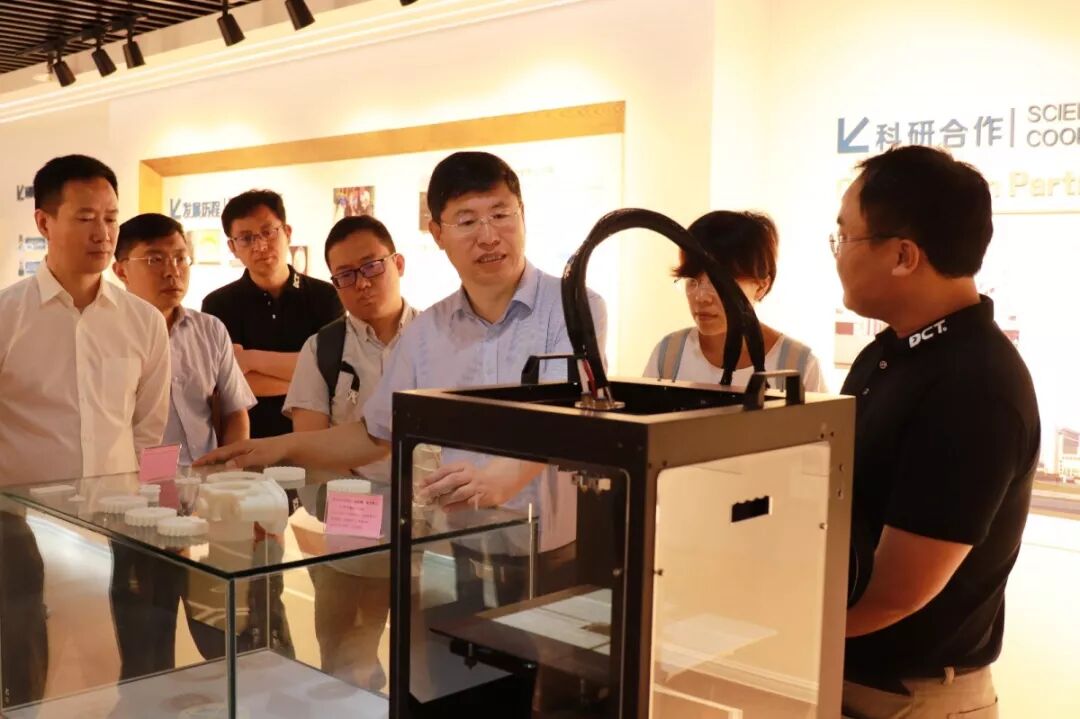 石墨烯产业全国调研第六、第七站丨刘忠范院士率石墨烯产业调研组调研四川、重庆石墨烯产业