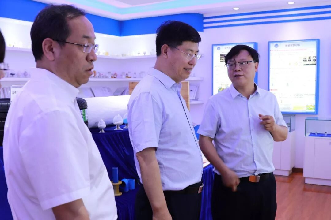 石墨烯产业全国调研第六、第七站丨刘忠范院士率石墨烯产业调研组调研四川、重庆石墨烯产业