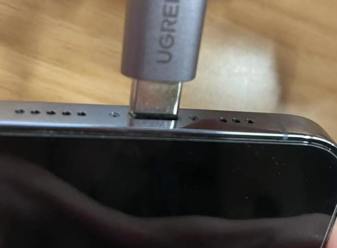 苹果掏不出来的C口iPhone，竟然被一个学生造出来了（组图） - 39