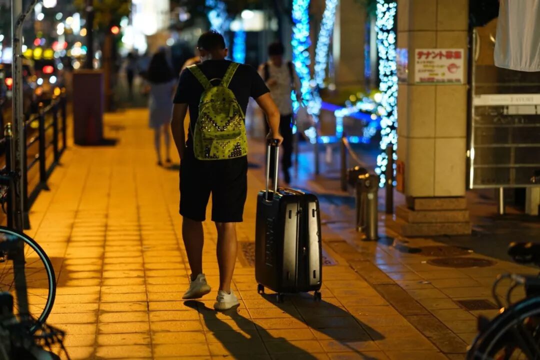 携程在手 说不走就不准走