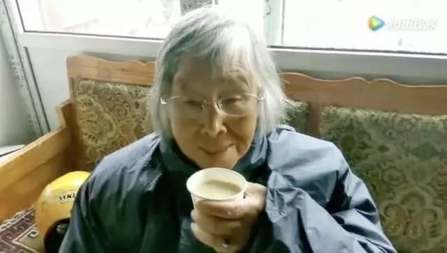 84 歲老奶奶騎行西藏：真掃興！雪山只有 5130 米，太矮了！ 旅遊 第28張