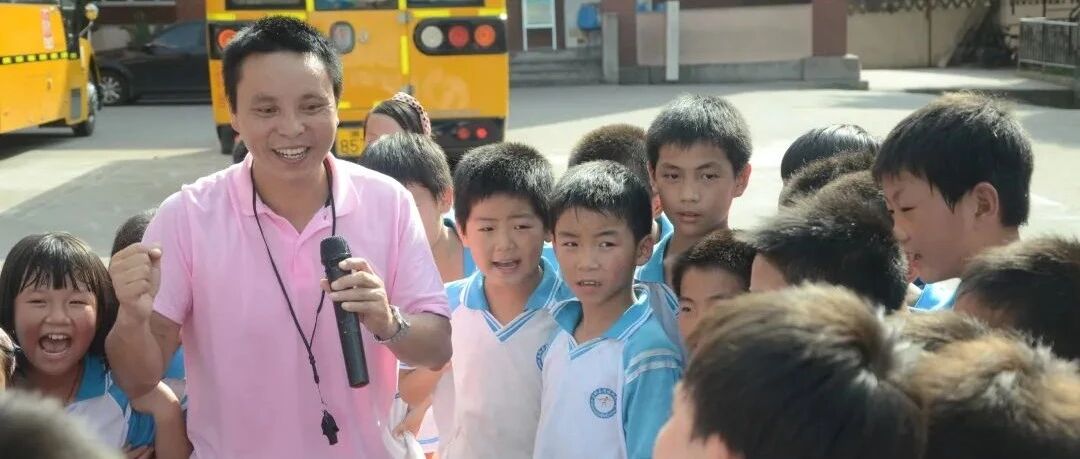 全国10人获评这项“楷模”，这位体育老师是浙江唯一