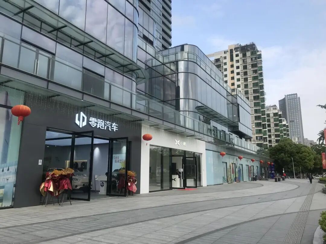 聚客新势力 | 领先智能汽车品牌聚集宜昌国际广场!
