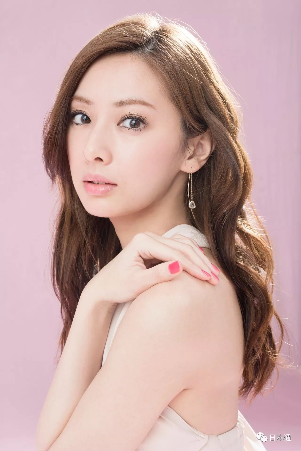 日本艺人好感度排行榜top50 万年第一 绫濑遥跌出三甲 日本通微信公众号文章