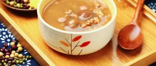 初冬进补不想煲汤，那就来碗粥吧！润燥又养心安神