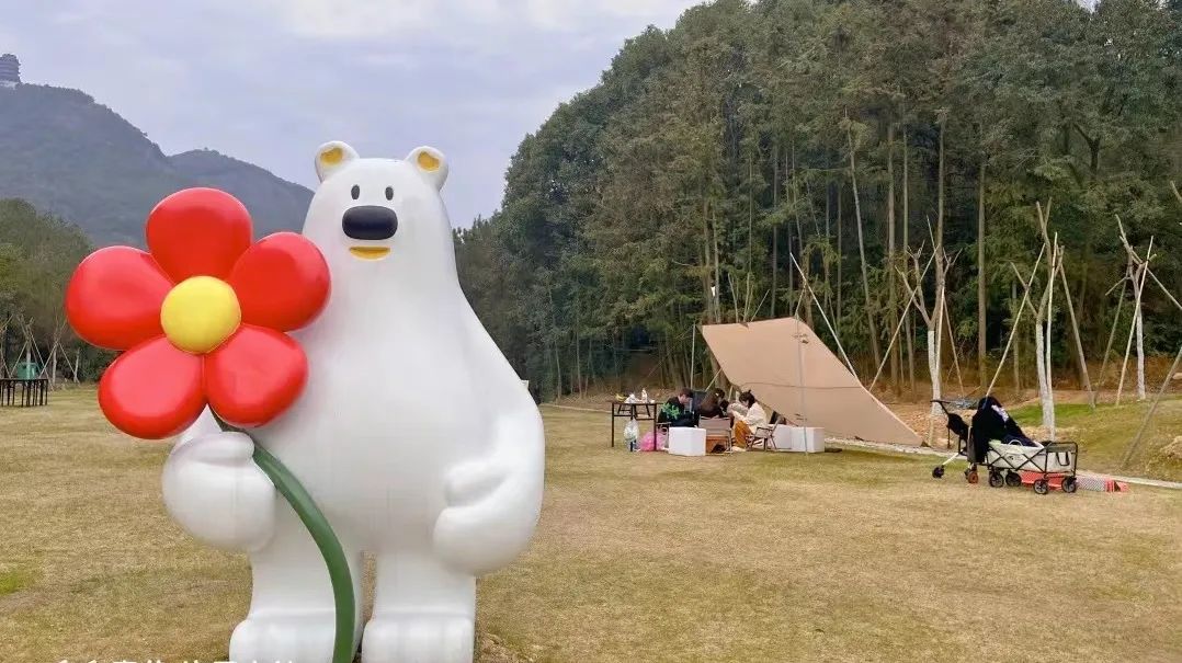 在山野之間積道山腳,八仙溪畔02,白色森林生日小鎮地址:金東區環城南