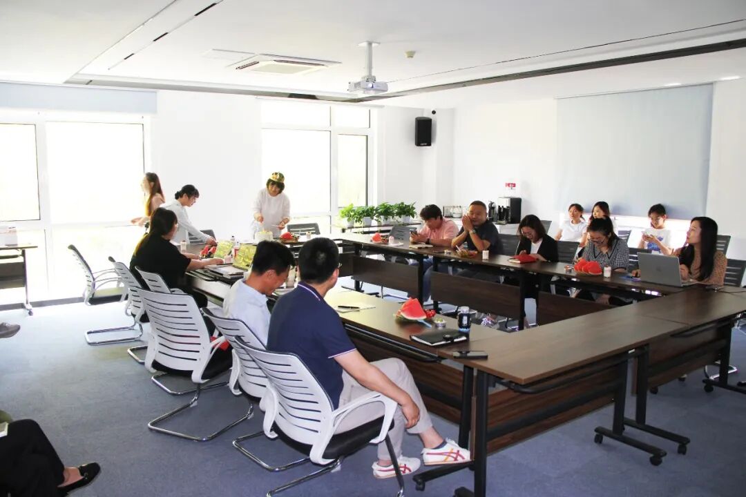 幸福不止一“夏” | 海思坦6月生日会&入职周年庆