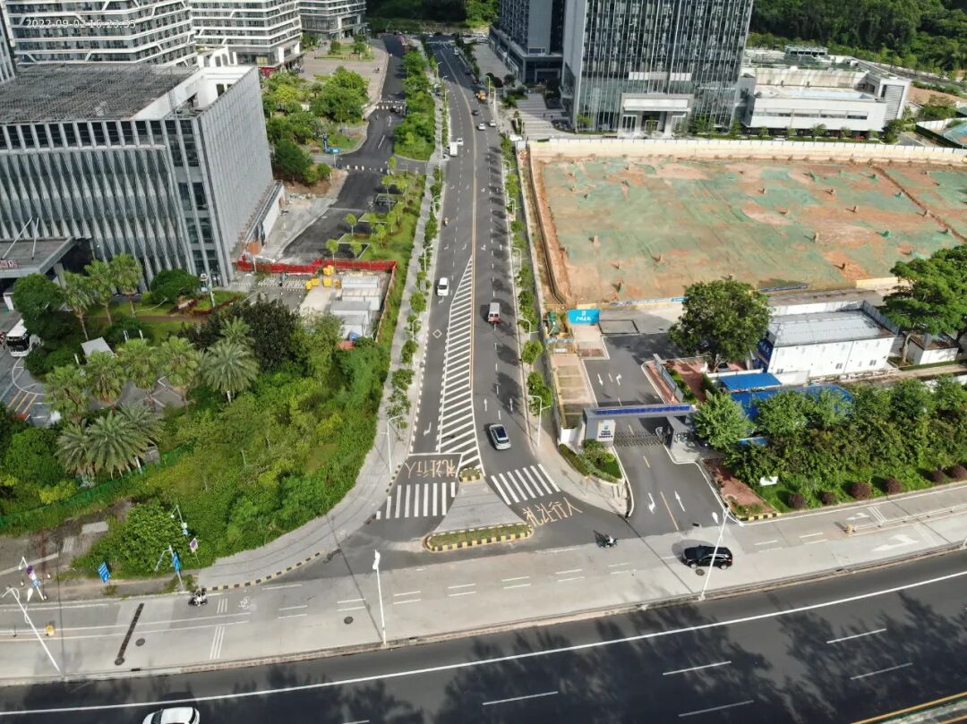 金竹西路连接荔新公路路口