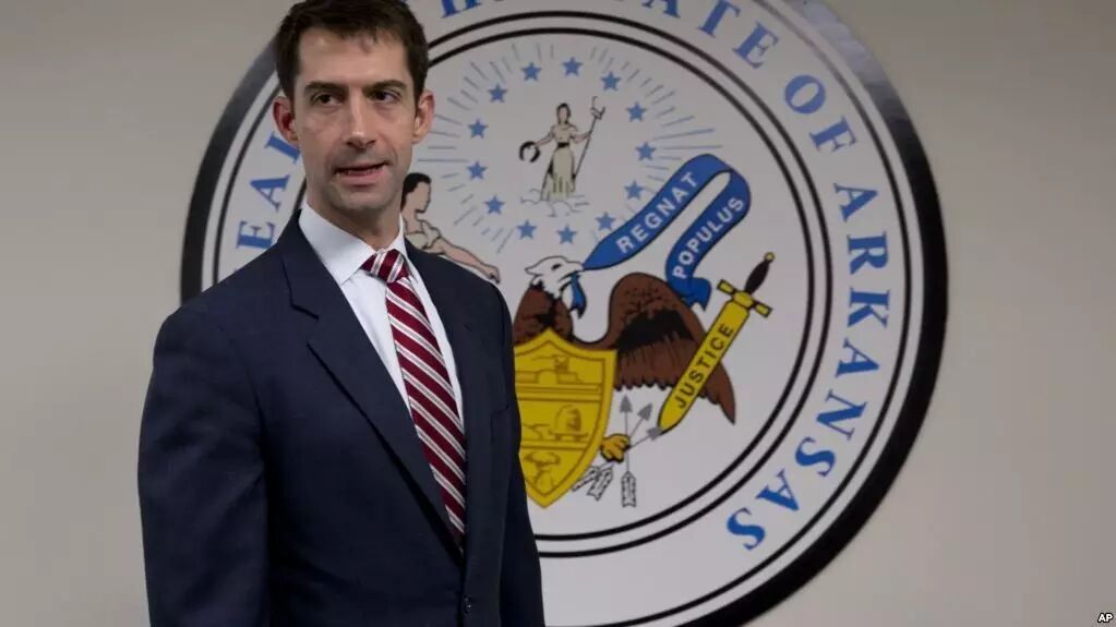 共和党参议员科顿(tho cotton,r-ark)和普顿(david perdue,r-ga)2月7