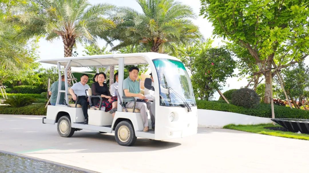 市委常委、常务副市长谭秀洪带队赴金融产业城调研 市委常委、常务副市长谭秀洪带队赴金融产业城调研