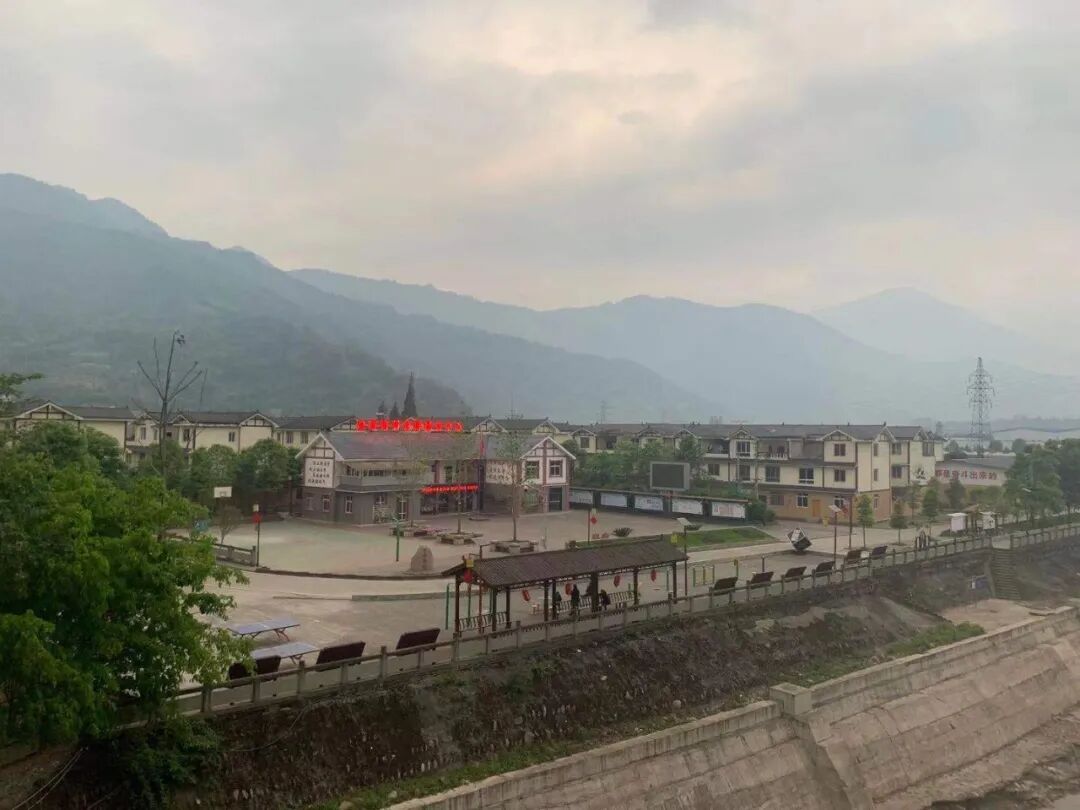 协商退婚时，17岁女孩喝下农药9 / 作者:儿时的回忆 / 帖子ID:284635
