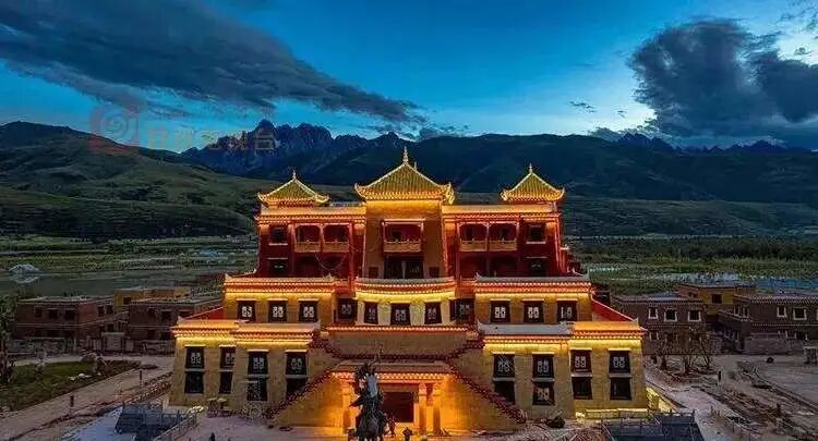 甘孜自治州景点_四川省甘孜藏族自治州景点_甘孜州旅游景点