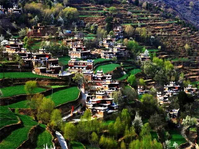 甘孜自治州景点_四川省甘孜藏族自治州景点_甘孜州旅游景点