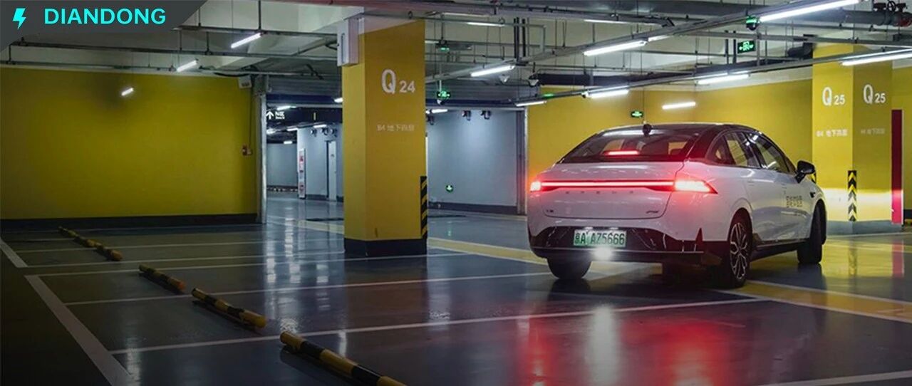 这就是OTA的力量：小鹏P5学会钻地库、跨楼层自动泊车了！