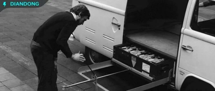 50年前的大众：造纯电车、玩人肉换电，特斯拉还是个人名